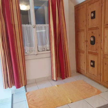Diodomb Apartmann דירה Köveskál