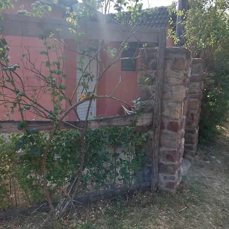 דירה Diodomb Apartmann *